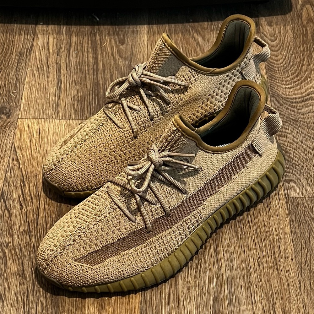 Adidas Yeezy 350 Earth size 10